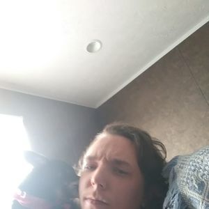 Meet your Posher, Dennis